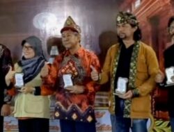 Universitas Bina Darma Anugerahkan Bidar Sritures Award 2026 kepada Vebri Al Lintani